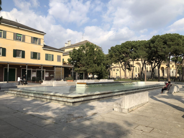 Inaugurazione fontana di piazza Caduti 6 luglio 1944